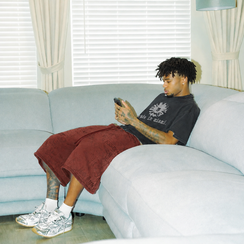 ESSECNARF “World Script” Shorts